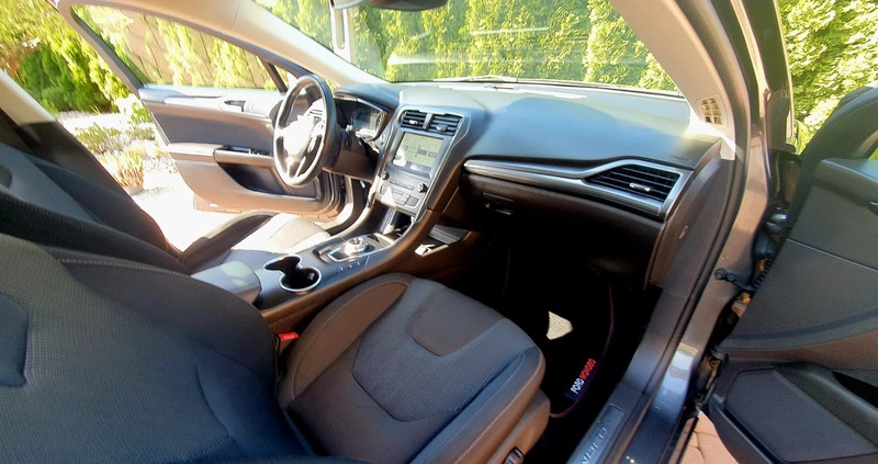 Ford Mondeo cena 65000 przebieg: 193395, rok produkcji 2019 z Legnica małe 631